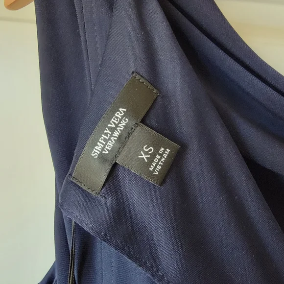 NWT Navy Blue Simply Vera Vera Wang jumpsuit size XS - Picture 4 of 4